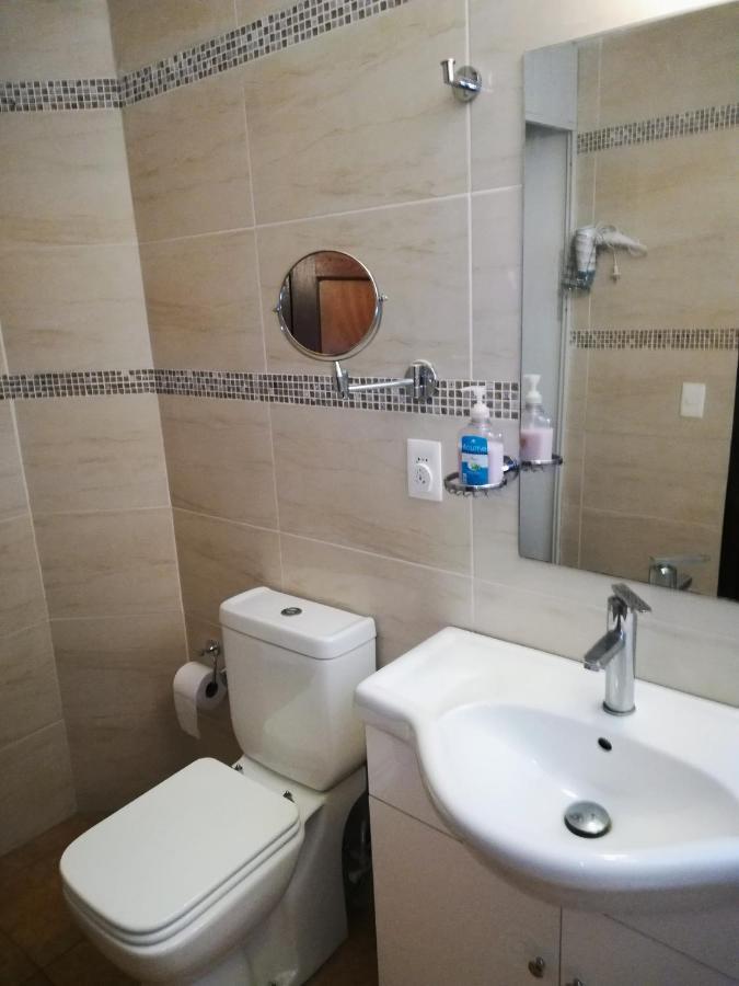 Private Room In Beautiful Home Montevideo Ngoại thất bức ảnh